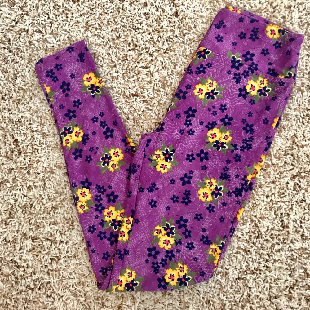 💥NWOT LulaRoe OS Spring Leggings
